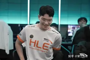 爱游戏下载-Vitality逆转HLE，Huni送出助攻