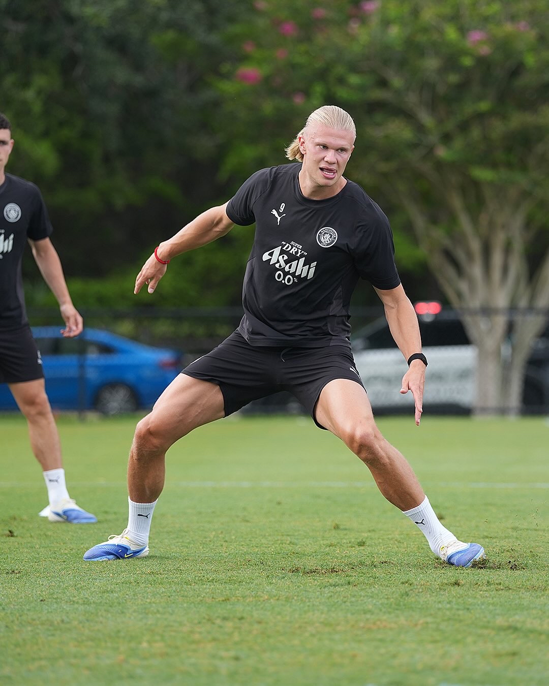 爱游戏tv-尤文轻取巴西，哈兰德状态火热