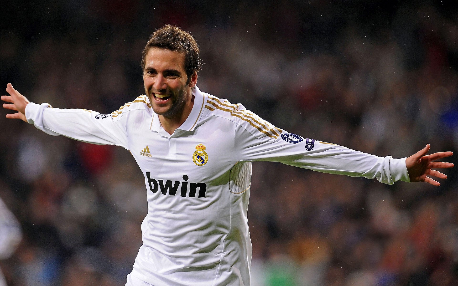 德布劳内爆发独造三球，那不勒斯友谊赛4-0横扫爱尔兰国家队