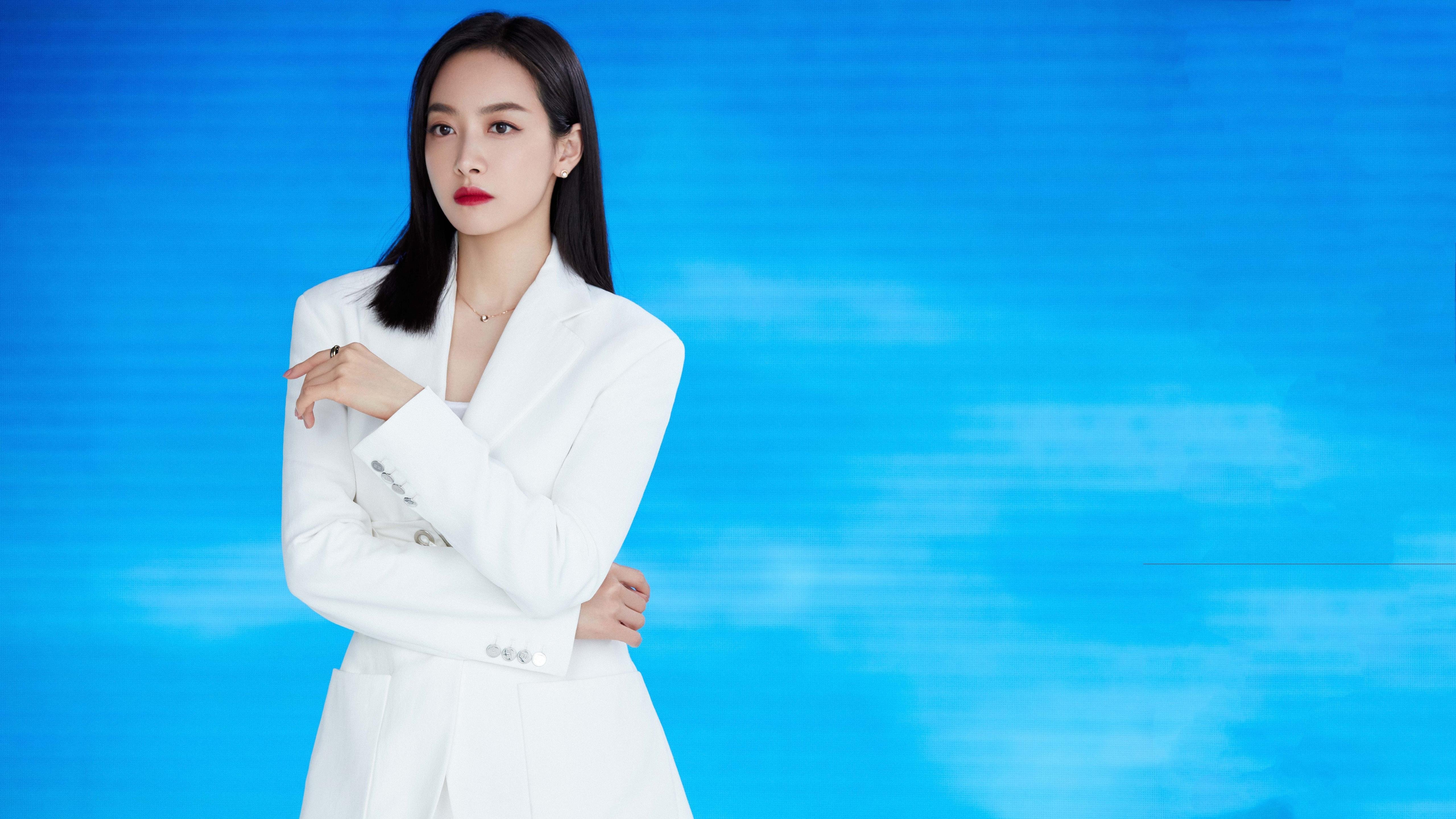 东契奇点燃赛场，山西队硬仗取胜开拓者，一场跨联赛的激情对决