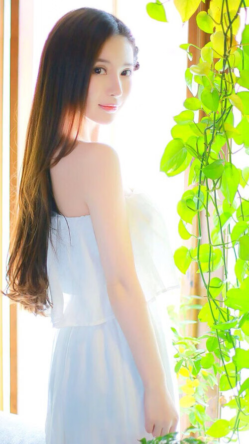 一个逆转,一个登顶,在体育的隐喻里看见命运的明暗交错