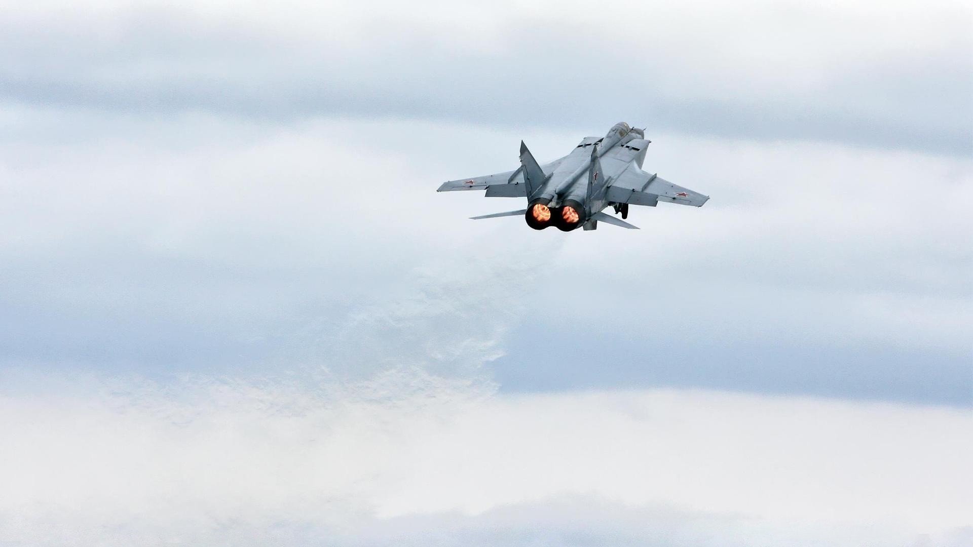 沉默的控场者,当保罗的指针拨回马刺的时光