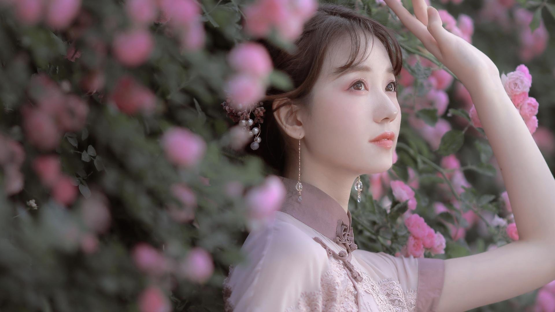 美加墨之夜，当绿茵成为独奏剧场，C罗是唯一的指挥家