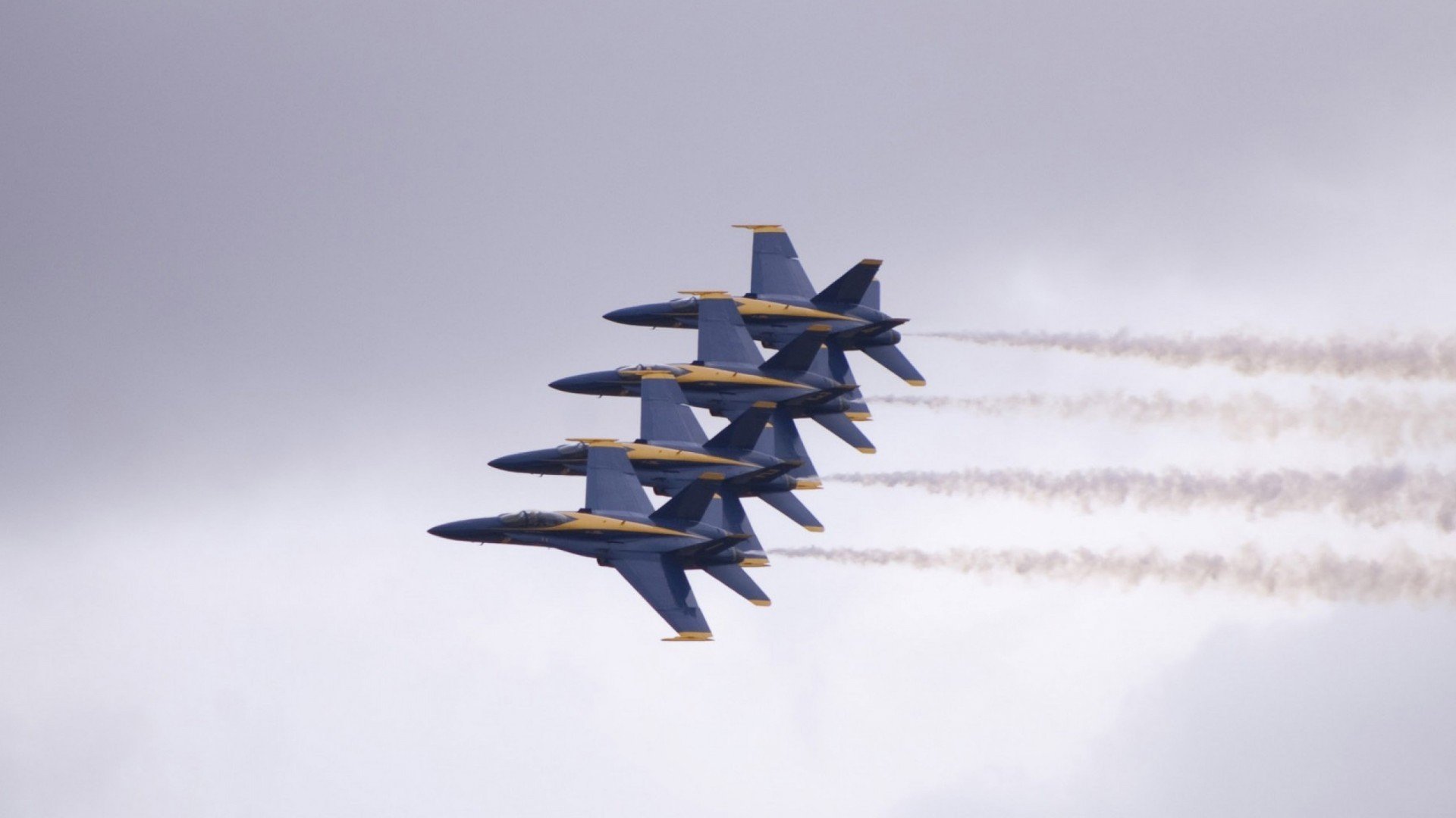 钢铁骑士的轰鸣，穿越风暴的孤狼，当莫兰特与骑士，在快船主场写下狂想曲