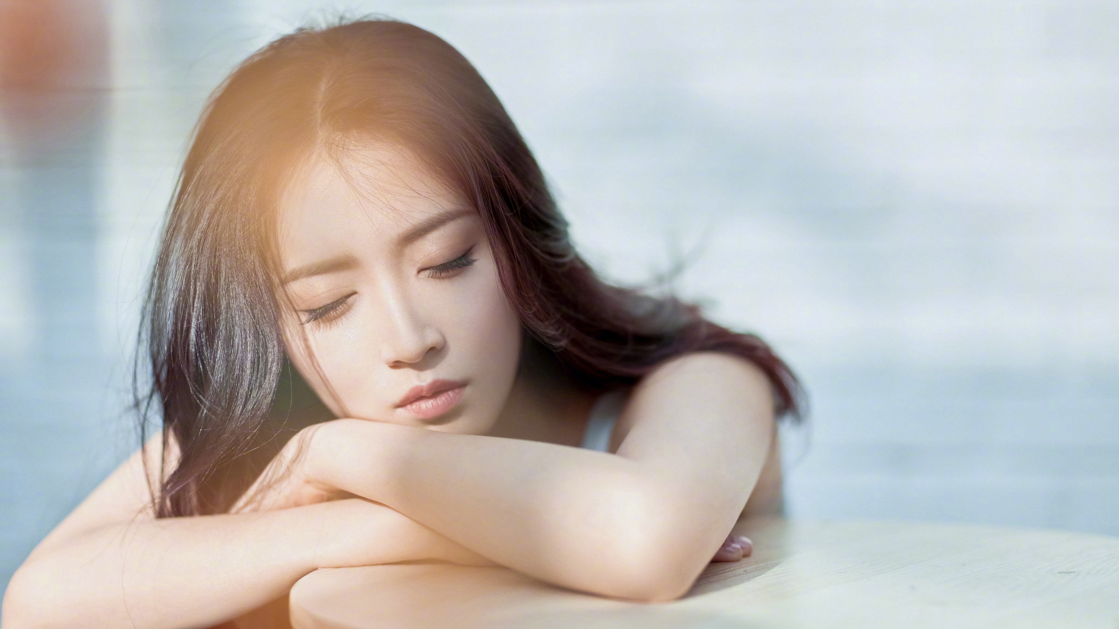 爱游戏-绿茵大场面，从马丁内利一剑封喉，到荷兰队体系碾压 论现代足球唯一性的双重诠释